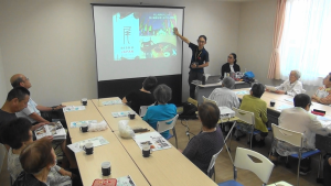 『食と健康を考えるサロン』で講師を務めました